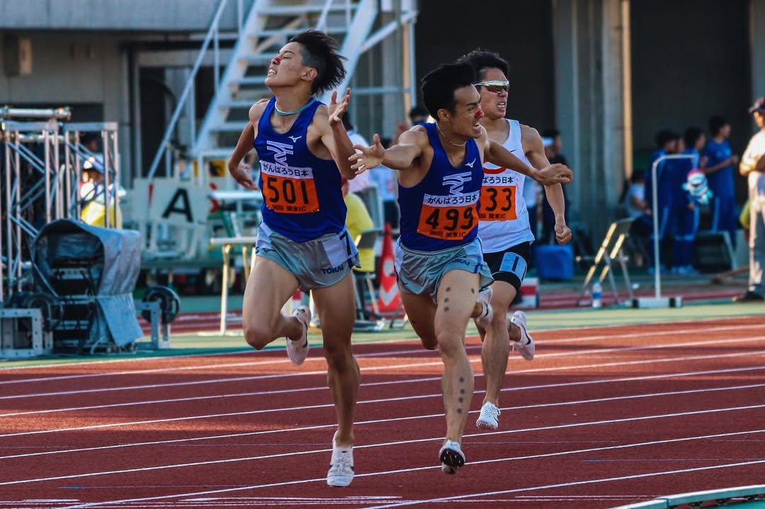 フォトグラファーsayaの作品 - 駅伝・陸上｜レースの緊張感とスピード感を表現したアスリートの走り
